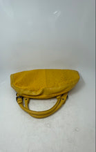 Load image into Gallery viewer, Puntotres Womens Yellow Leather Inner Pockets Adjustable Strap Shoulder Bag
