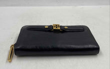 Load image into Gallery viewer, Authentic Tory Burch Womens Black Leather Card Holder Zip-Around Wallet Worn
