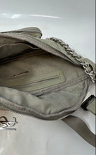 Load image into Gallery viewer, Steve Madden Womens Green Quilted Inner Pocket Adjustable Strap Fanny Pack
