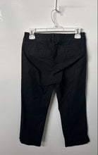Load image into Gallery viewer, Old Navy Womens Black Flat Front Pixie Mid-Rise Straight Leg Cropped Pants Sz 0
