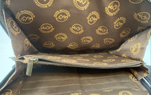 Load image into Gallery viewer, White Mountain Womens Brown Embossed Leather Adjustable Strap Crossbody Bag
