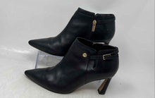 Load image into Gallery viewer, Vince Camuto Womens Black Leather Side Zip Pointed Toe Ankle Booties Size 8 M
