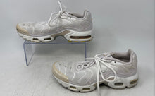 Load image into Gallery viewer, Nike Boys Air Max Plus CD0609-103 White Lace-Up Low Top Sneakers Shoes Size 7Y
