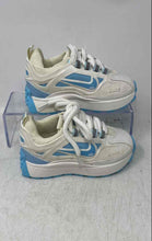Load image into Gallery viewer, Nike Kid's Bailleli White Blue Low Top Lace-Up Sneaker Shoes Size 6.5
