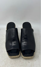 Load image into Gallery viewer, Karl Lagerfeld Womens Corissa Black Beige Slip-On Espadrille Sandals Size 7 M
