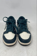 Load image into Gallery viewer, Nike Boys Dunk Low Green White Lace-Up Basketball Sneaker Shoes Size 2.5Y
