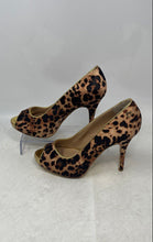 Load image into Gallery viewer, Thalia Sodi Womens Cereza 1 Multicolor Animal Print Peep Toe Pump Heels Sz 9.5M
