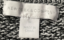 Load image into Gallery viewer, New York &amp; Company Womens Black White V-Neck Half-Zip Pullover Sweater Size M
