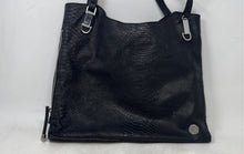 Load image into Gallery viewer, Vince Camuto Womens Black Leather Snakeskin Inner Pocket Shoulder Handbag
