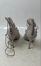 Load image into Gallery viewer, Vince Camuto Womens Sandria Gray Suede Peep Toe Back Zip Pump Heels Size 7M

