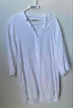 Load image into Gallery viewer, Laura Bianchi Womens White Linen 3/4 Sleeve Tunic Blouse Top Size Large Italy
