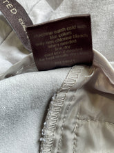 Load image into Gallery viewer, The Limited Womens Light Gray Pants Size 8 Top Eye Closure Missing
