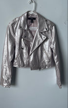 Load image into Gallery viewer, Forever 21 Womens Rose Silver Long Sleeve Cropped Jacket Size Small
