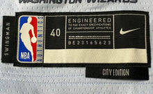 Load image into Gallery viewer, Nike Mens Blue NBA Washington Wizards Kyle Kuzma #33 City Edition Jersey Size S
