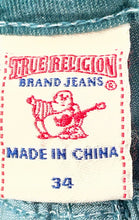 Load image into Gallery viewer, True Religion Mens Green Denim Medium Wash Mid-Rise Straight Jeans Pants Size 34
