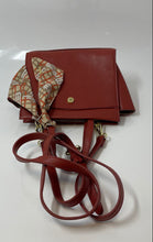 Load image into Gallery viewer, Steve Madden Womens Brown Inner Pockets Adjustable Strap Shoulder Crossbody Bag
