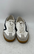 Load image into Gallery viewer, Steve Madden Womens Graysen White Black Leather Low Top Sneakers Shoes Size 7.5M
