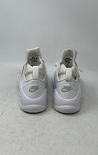 Load image into Gallery viewer, Nike Kids Kwazi 845075-100 White Low Top Lace-Up Sneaker Shoes Size 7Y
