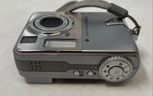 Load image into Gallery viewer, Kodak EasyShare C340 Gray Built-In Flash Point And Shoot Digital Camera Untested
