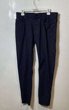 Load image into Gallery viewer, Hugo Boss Mens Black Flat Front 5-Pocket Design Dress Pants Size 34x34
