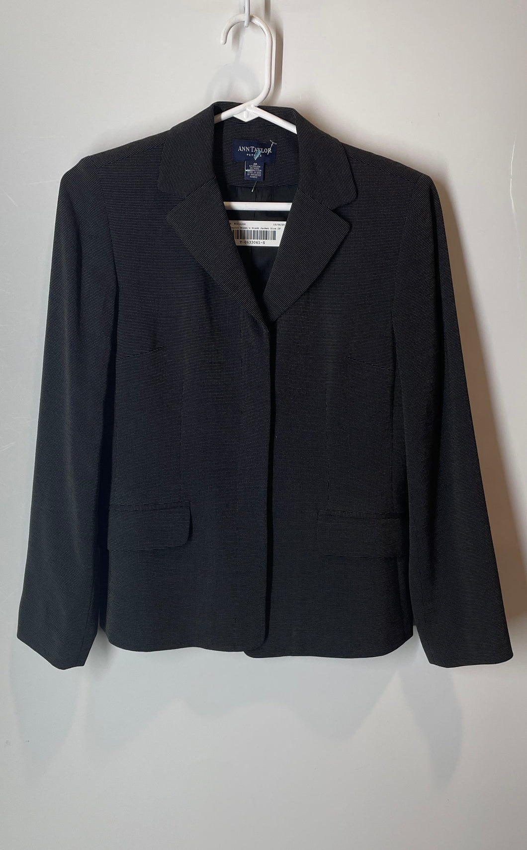 Ann Taylor Womens Black Long Sleeve Pockets Collared Blazer Jacket Size 2P
