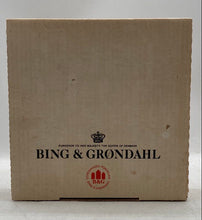 Load image into Gallery viewer, Bing &amp; Grondahl White Country Garden Calendar Home Decor Collector Plate In Box
