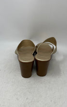 Load image into Gallery viewer, Comtesa Italian Shoemakers Womens Gold-Tone Wedge Heel Slide Sandals Size 11M
