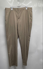 Load image into Gallery viewer, Perry Ellis Portfolio Mens Khaki Slash Pockets Belt Loops Dress Pants Size 36x32

