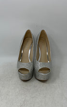 Load image into Gallery viewer, Aldo Womens Leanora Silver Peep Toe Slip-On Stiletto Pump Heels Size 7.5
