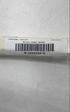 Load image into Gallery viewer, Wilson Green White Sporting Equipment Round Shape Tennis Racquet
