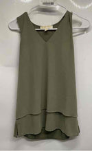 Load image into Gallery viewer, Michael Kors Womens Green Sleeveless V-Neck Regular Fit Blouse Top Size XS
