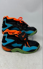Load image into Gallery viewer, Nike Kids Air Diamond Turf Multicolor Lace-Up Mid Top Sneaker Shoes Size 5.5Y
