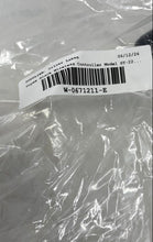 Load image into Gallery viewer, Voyee Model HY-2208 Black Wireless Video Gaming Controller Not Tested
