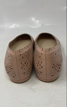 Load image into Gallery viewer, Cole Haan Womens Beige Leather Almond Toe Slip-On Ballet Flats Size 8B
