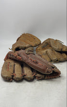 Load image into Gallery viewer, Lot Of 3 Pcs Unisex Brown Right-Handed Throw Design Baseball Glove
