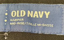 Load image into Gallery viewer, Old Navy Womens Black Pockets Skinny Leg Ankle Pants Size 4
