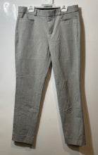 Load image into Gallery viewer, Banana Republic Womens Gray Flat Front Sloan Curvy Fit Dress Pants Size 4
