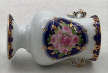 Load image into Gallery viewer, Presentti Italy Style Gold Collection Fine Porcelain Floral Vase Collectible
