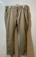 Load image into Gallery viewer, H&amp;M Womens Tan Flat Front Pockets Straight Leg Trouser Pants Size 14
