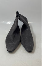 Load image into Gallery viewer, Italeau Womens Gray Suede Round Toe Side Zip Ankle Booties Size EU 39
