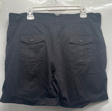 Load image into Gallery viewer, The Limited Womens Black Flat Front Pockets Cuffed Hem Bermuda Shorts Size 14
