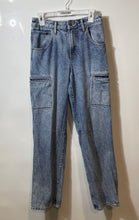 Load image into Gallery viewer, Express Womens Blue Denim Medium Wash Button Front Belt Loops Straight Jeans 4R
