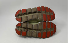 Load image into Gallery viewer, On Womens Cloudswift Gray Green Round Toe Low Top Lace-Up Running Shoes Size 8.5
