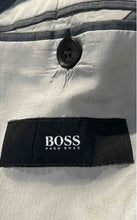 Load image into Gallery viewer, Hugo Boss Mens Gray Long Sleeve Pockets Notch Lapel Two-Button Blazer Size 40
