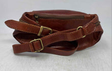 Load image into Gallery viewer, Di Berardino Womens Brown Leather Adjustable Strap Shoulder Handbag
