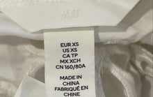 Load image into Gallery viewer, H&amp;M Womens White Long Balloon Sleeve Square Neck Lace-Up Back Blouse Top Size XS
