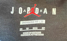 Load image into Gallery viewer, Air Jordan Mens Gray Short Sleeve Crew Neck Oversized Fit Pullover T-Shirt Sz XS
