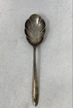 Load image into Gallery viewer, Lot Of Different Brands Silverplate Tone Knife Spoons And Forks Cutlery Flatware
