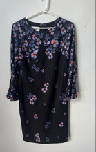 Load image into Gallery viewer, Tommy Hilfiger Womens Multicolor Floral Bell Sleeve Round Neck Sheath Dress Sz 4
