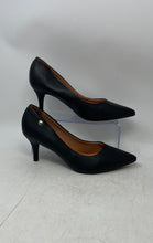 Load image into Gallery viewer, Vizzano Womens Black Leather Slip-On Pointed Toe Kitten Pump Heels Size 10
